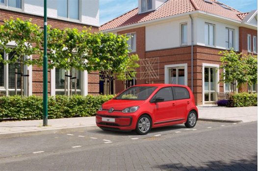 Volkswagen Up! - 1.0TSI/60pk beats · LED dagrijverlichting · DAB ontvanger · Lederen stuurwiel - 1