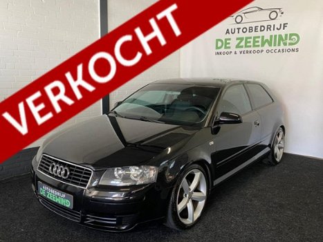 Audi A3 - 1.6 FSI Ambiente sport 3D *ZWART - 1