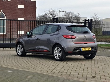 Renault Clio - 0.9 TCe Dynamique / 5 Drs. / Airco / NAP / Nieuwe Apk - 1