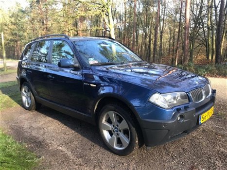 BMW X3 - 2.0d 4x4 NAVi Leer Panorama YOUNGTIMER - 1