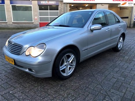 Mercedes-Benz C-klasse - 200 CDI Classic AIRCO LM VELGEN ORG 154335 KM ZEER NETTE AUTO LUXE UITVOERI - 1