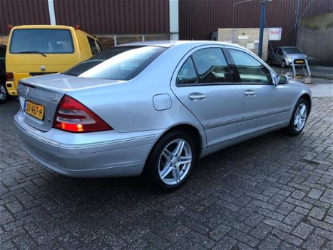 Mercedes-Benz C-klasse - 200 CDI Classic AIRCO LM VELGEN ORG 154335 KM ZEER NETTE AUTO LUXE UITVOERI - 1