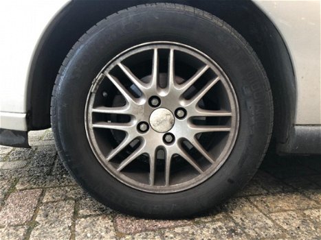 Ford Focus - 1.6-16V Ambiente Airco, APK, NAP Logisch✅ - 1