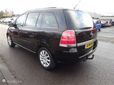 Opel Zafira - 1.8 Cosmo NAVIGATIE - 1