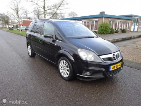 Opel Zafira - 1.8 Cosmo NAVIGATIE - 1