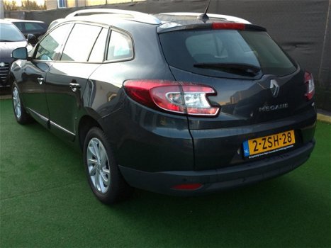 Renault Mégane Estate - 1.5 dCi Bose NAVI keyless entry+Go - 1