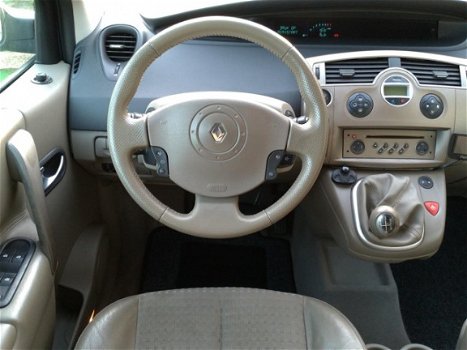 Renault Grand Scénic - 1.6-16V Dynamique Luxe 7persoons - 1