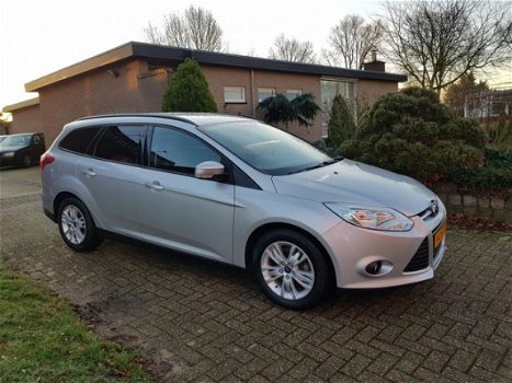 Ford Focus Wagon - 1.6 TI-VCT, AIRCO, NIEUW MODEL, VOORRUI - 1