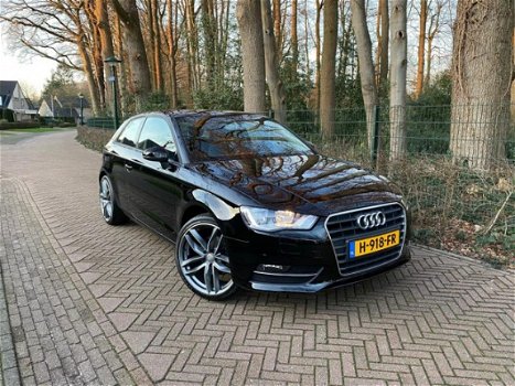 Audi A3 - 1.4 TFSI Ambiente 2013 Nieuwe wielen/banden - 1