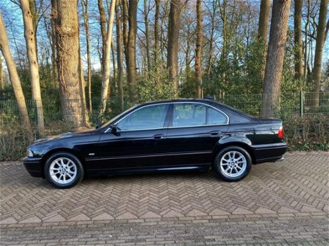 BMW 5-serie - 525i Edition Automaat Goed onderhouden - 1