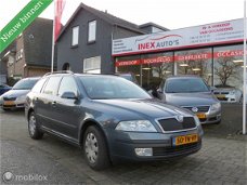 Skoda Octavia Combi - 2.0 FSI Elegance 110KW NAVI. NAP