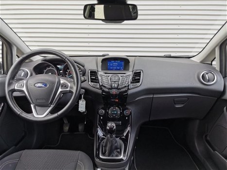 Ford Fiesta - 1.0 TITANIUM 100 PK 5 DRS Navigatie Trekhaak - 1