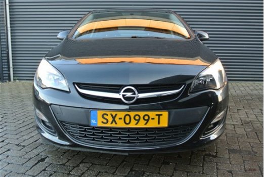 Opel Astra - 1.4 Turbo Design Edition - 1