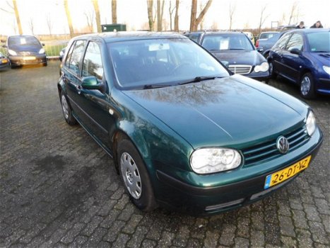 Volkswagen Golf - 1.6 Comfortline - 1