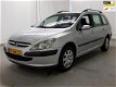 Peugeot 307 Break - 2.0-16V XS nap, airco, cruise, trekhaak, 2xsleutels - 1 - Thumbnail