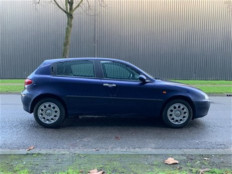 Alfa Romeo 147 - 1.6 T.Spark Veloce Progression ✅NAP, AIRCO, CRUISE, STUURBEKRACHTIGING - 1