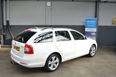 Skoda Octavia Combi - 1.2 TSI Elegance Business Line DSG, Xenon, Navi, Cilmate control, PDC V+A, Tre