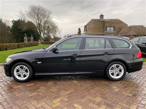 BMW 3-serie Touring - 318d Airco Navi Ex Bpm Facelift - 1