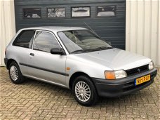 Toyota Starlet - 1.3i NIEUWE APK AUTOMAAT