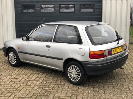 Toyota Starlet - 1.3i NIEUWE APK AUTOMAAT - 1