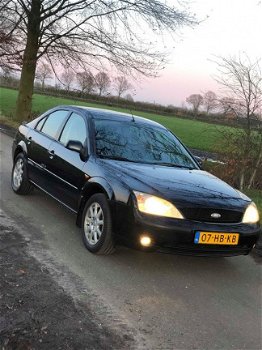 Ford Mondeo - 1.8-16V First Edition Airco Nette Auto - 1