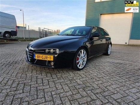 Alfa Romeo 159 Sportwagon - 2.2 JTS Selespeed TI Apk, full options, ti - 1