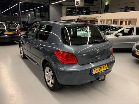 Peugeot 307 - 2.0-16V XS - 1