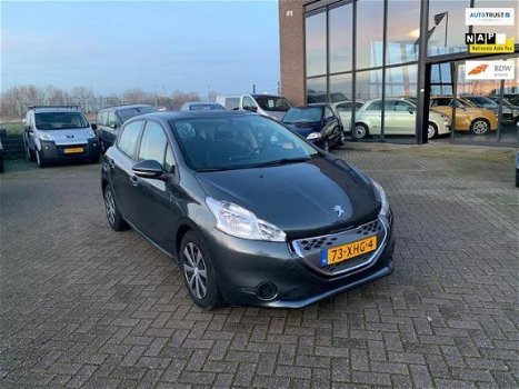 Peugeot 208 - 1.4 e-HDi Active Automaat, navi, 117dkm nap - 1