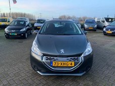 Peugeot 208 - 1.4 e-HDi Active Automaat, navi, 117dkm nap