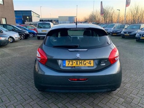 Peugeot 208 - 1.4 e-HDi Active Automaat, navi, 117dkm nap - 1