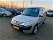 Peugeot Partner MPV - 1.6 HDi XT 105 dkm nap, airco - 1 - Thumbnail