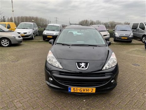 Peugeot 207 - 1.4 VTi Cool 'n Blue Airco, apk 01-2021 - 1