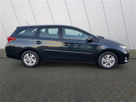 Toyota Auris Touring Sports - 1.8 Hybrid Aspiration Navi I NAVIGATIE I LICHTMETALEN VELGEN I - 1