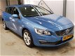 Volvo V60 - 2.4 D6 Twin Engine Momentum 2015 - 1 - Thumbnail