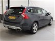 Volvo V60 - 1.6 T4 Momentum 2011 Grijs *180 PK - 1 - Thumbnail