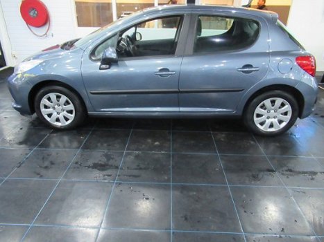 Peugeot 207 - 1.6 VTi XS DEALER ONDERHOUDEN JAAR APK - 1