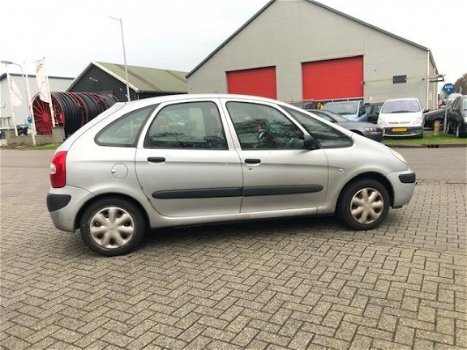 Citroën Xsara Picasso - 1.8i-16V apk 13-01-2021/clima - 1