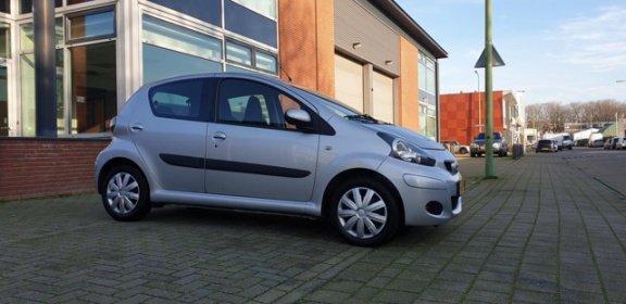 Toyota Aygo - 1.0-12V Comfort AUTOMAAT NaP/Airco/Elek.pakket 5 Deurs - 1