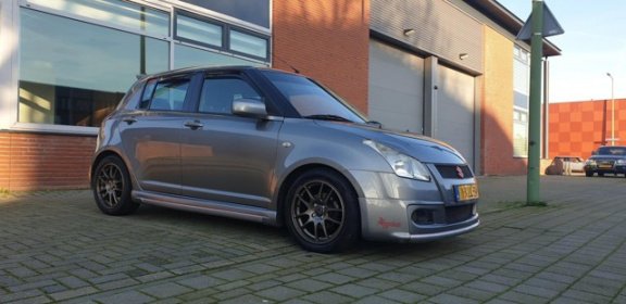 Suzuki Swift - 1.3 GLS SPORT Airco LMV Bj 2005 Meeneemprijs - 1