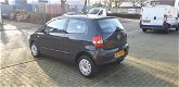 Volkswagen Fox - 1.2 Trendline Lage km NAP Bj 2005 - 1 - Thumbnail