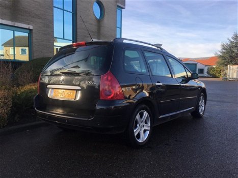 Peugeot 307 SW - 1.6 16V Pack AIRCO/PANORAMADAK/7ZITS/NIEUW APK/DAKRAILS/NAP/LMV/CRUISE.CONTROL/ENZ - 1