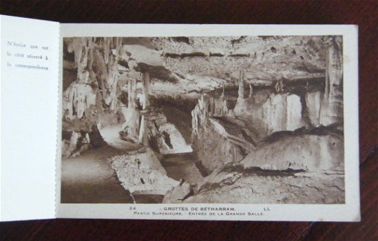 Oud kaartenboekje Les Grottes de Betharram - 2