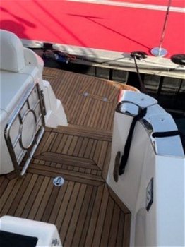 Riviera 5400 Sport Yacht - 6