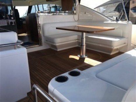 Riviera 5400 Sport Yacht - 7