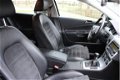 Volkswagen Passat Variant - 1.8 TFSI Highline / LEDER - ALCANTARA / AIRCO-ECC / CRUISE CTR. / EL. PA - 1 - Thumbnail