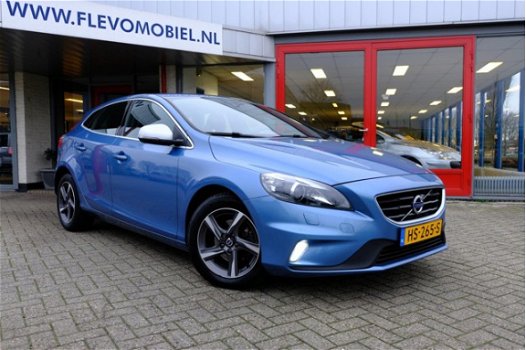 Volvo V40 - 2.0 D2 R-Design Business Xenon/Leer-Alcant./Stoelverw./Enz - 1