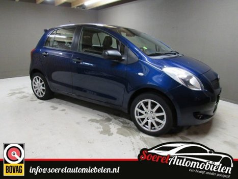 Toyota Yaris - 1.0 VVTi Idols, leer, airco, elektrische ramen - 1