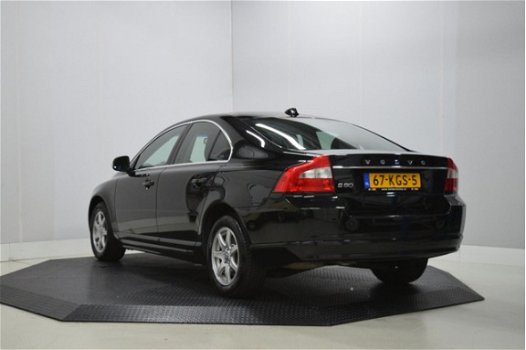 Volvo S80 - 2.0 Limited Edition Leer, Climate control, Navi, Keurige auto - 1