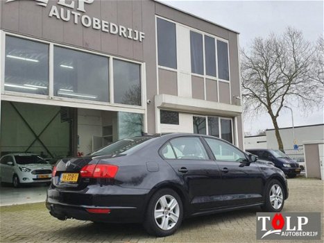 Volkswagen Jetta - 1.2 TSI Comfortline - 1