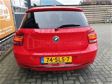 BMW 1-serie - 116i Business 5-deurs met Navigatie, Climate & Cruise control, Xenon, etc